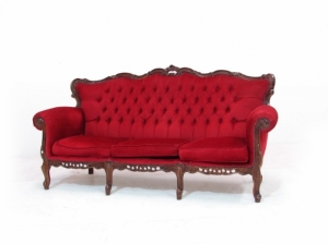 red_sofa